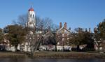 Administracja Trumpa obcina Harvardowi kolejne 450 mln dolar贸w