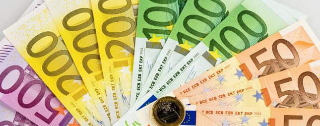 Fitch: Polska i Czechy najmniej zyskają na przyjęciu euro