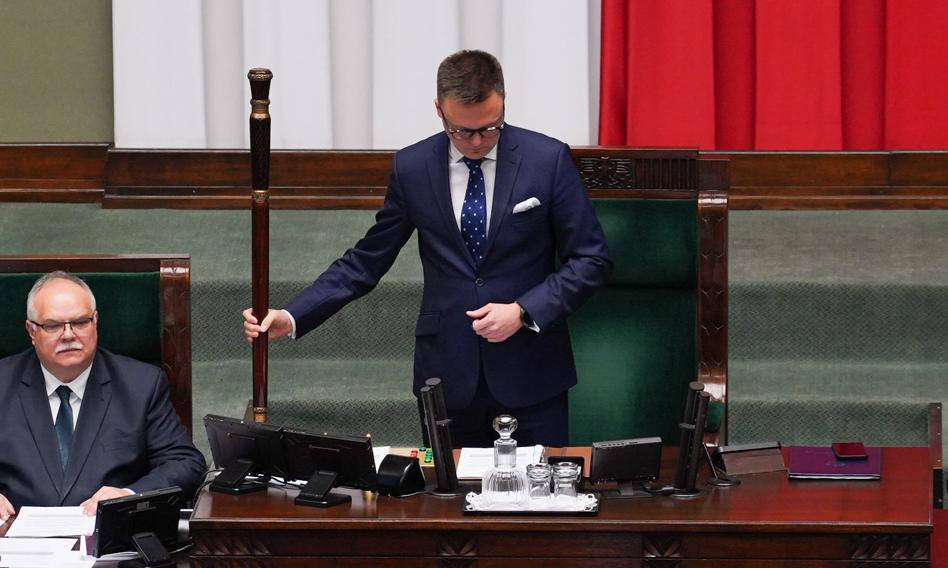 Ustawy antyaborcyjne w Sejmie. Hołownia: Podjąłem decyzję, kiedy będą procedowane