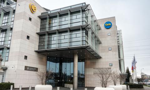 TVN tubą propagandową Trumpa? Ekspertka: To możliwy scenariusz po przejęciu Warner Bros.