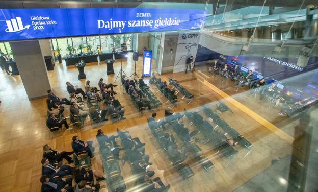 Dziady przyniosły spadki na GPW. WIG20 nie obronił 3 000 pkt.