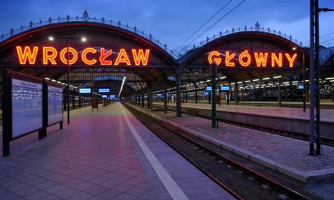 UTK: Wrocław Główny ponownie najpopularniejszą stacją w Polsce