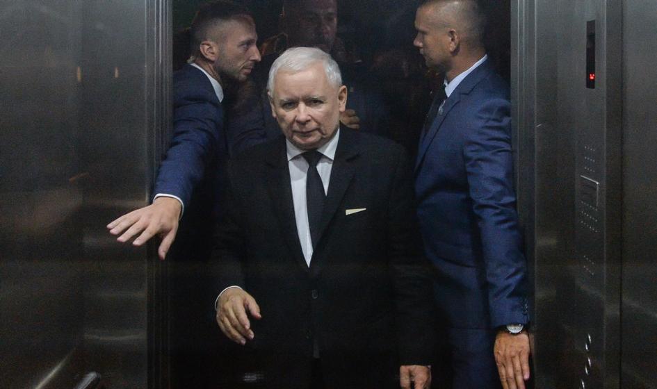 Podatnicy płacą potrójnie za ochronę Jarosława Kaczyńskiego. PiS: efekt kampanii nienawiści