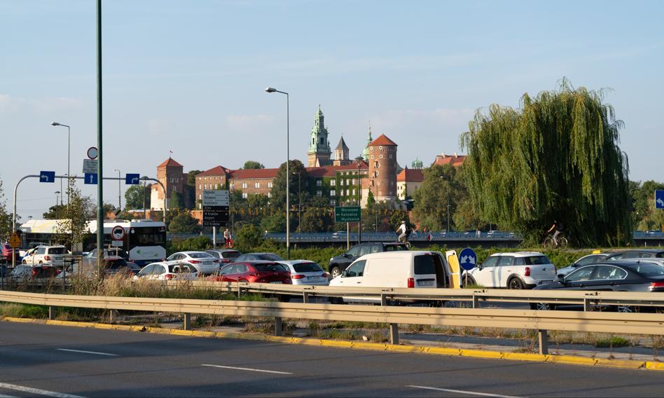 Kolejne zwolnienia grupowe w Krakowie. Pracę straci ponad 270 osób