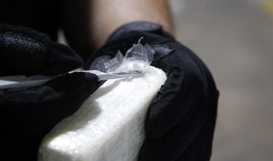 Komendant CBŚP: Kilogram kokainy kosztuje w Kolumbii 500 euro; po przemycie do Polski cena wzrasta do ok. 50 tys. euro