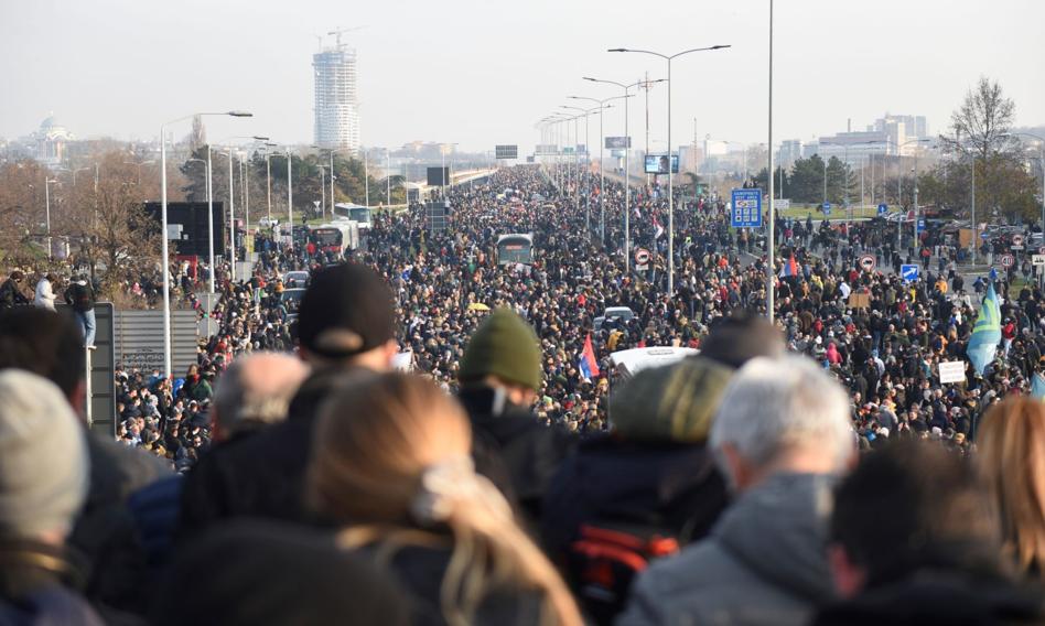 Wielotysięczne demonstracje w Serbii w obronie bogactw naturalnych kraju