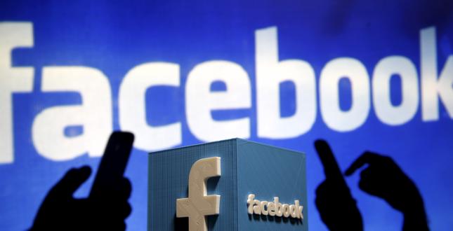 Niedługo użytkownicy Facebooka na smartfony i tablety będą mogli rozmawiać tylko przez Messengera