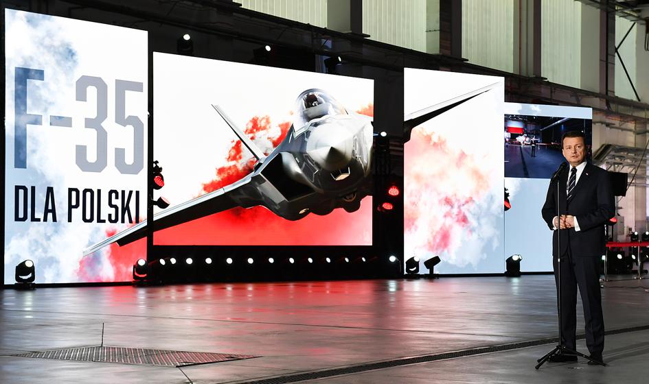 Szef MON: W 2021 roku wyślemy pierwszych pilotów, aby się szkolili na F-35