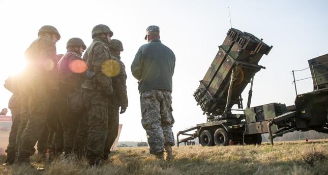21.03.2015. Polsko-amerykańskie ćwiczenia wojskowe w Sochaczewie z udziałem wyrzutni rakietowych Patriot w ramach operacji Atlantic Resolve. N/z: Wyrzutnia rakiet Patriot (PAC-3) 
