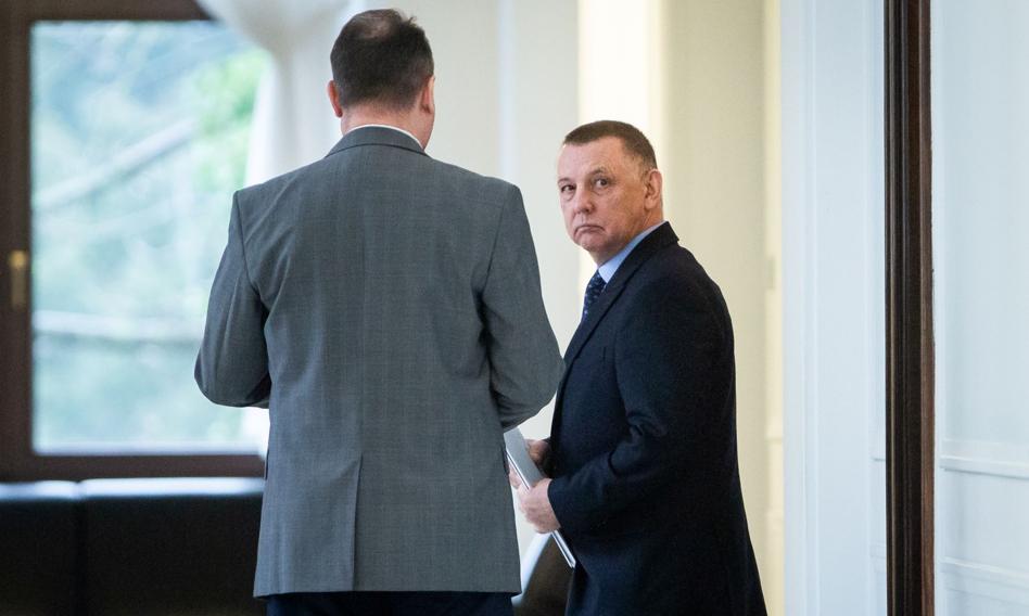 Porządki w NIK, czyli policjanci i rodzina