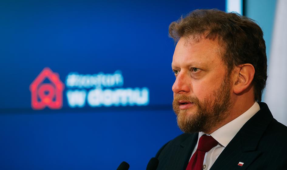 Szumowski: Wychodzimy z epidemii obronną ręką