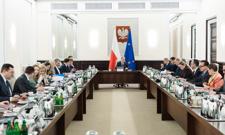 Budżet na 2027 r. pod presją. Tusk wskazuje na kosztowne priorytety