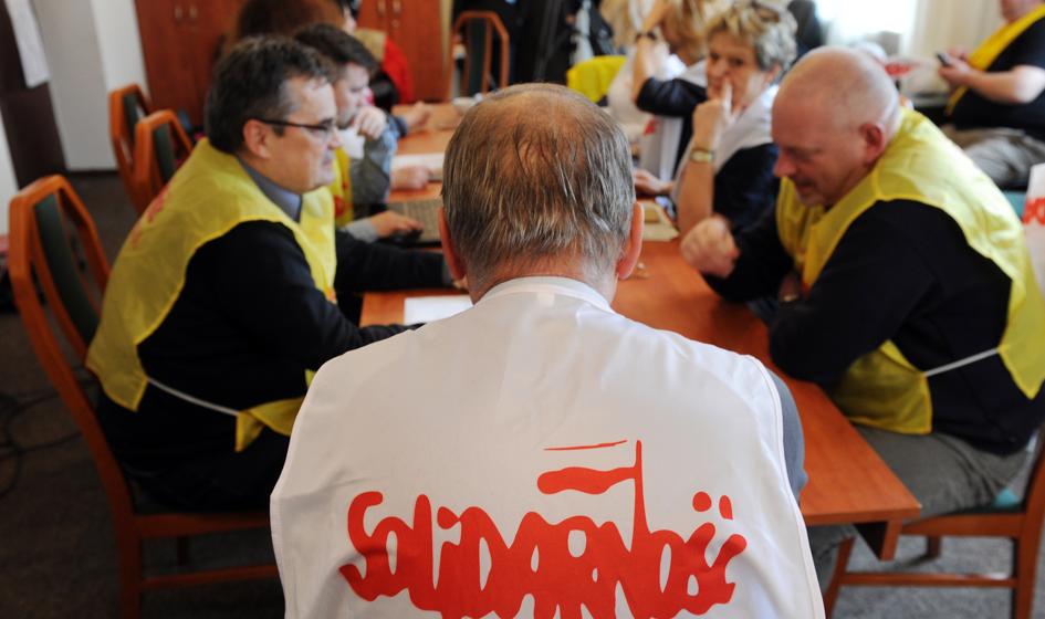 Oświatowa &quot;Solidarność&quot; chce powiązać wynagrodzeń nauczycieli z płacami w gospodarce