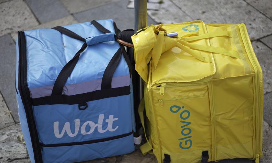Survey: Most Couriers Don't Work B2B and Are Dissatisfied with Their Jobs