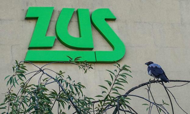 W ZUS coraz bardziej gorąco. Związki walczą o 1200 zł podwyżki, grożą strajkiem