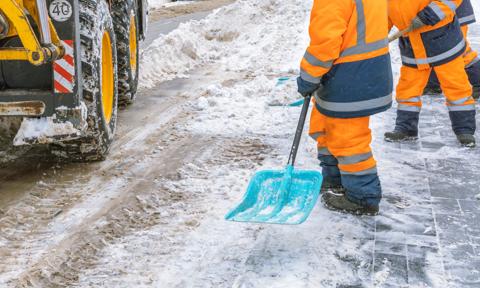 Ruch większy o 300 procent. Biznes na ludziach "pakowanych w gips"?