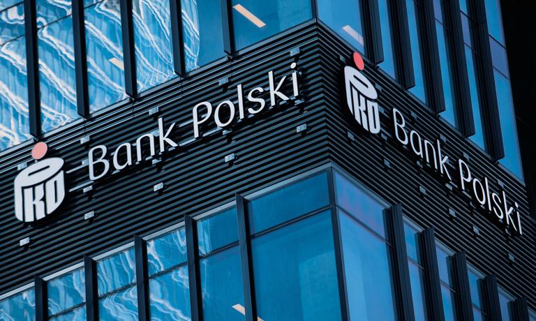 PKO Bank Polski Gjenoppretter En Av Sine Tjenester. En Bestemt Gruppe ...