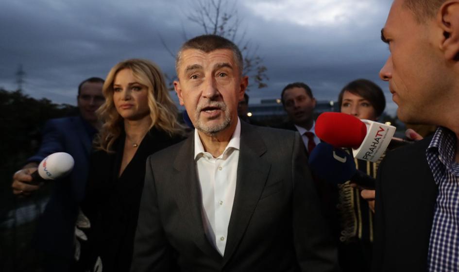 Premier Czech: Wszyscy przybysze z Afryki Płn. to nielegalni imigranci