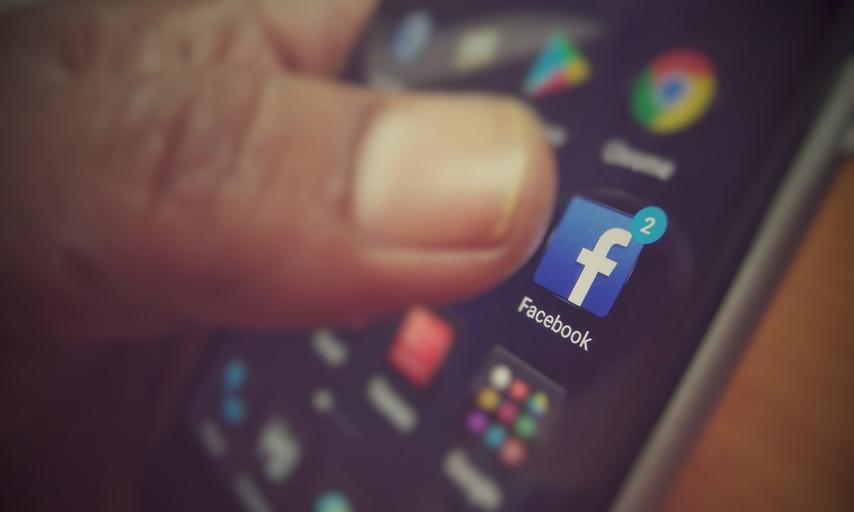 Który bank pomoże Ci najszybciej? Raport IMM o aktywności banków w social mediach