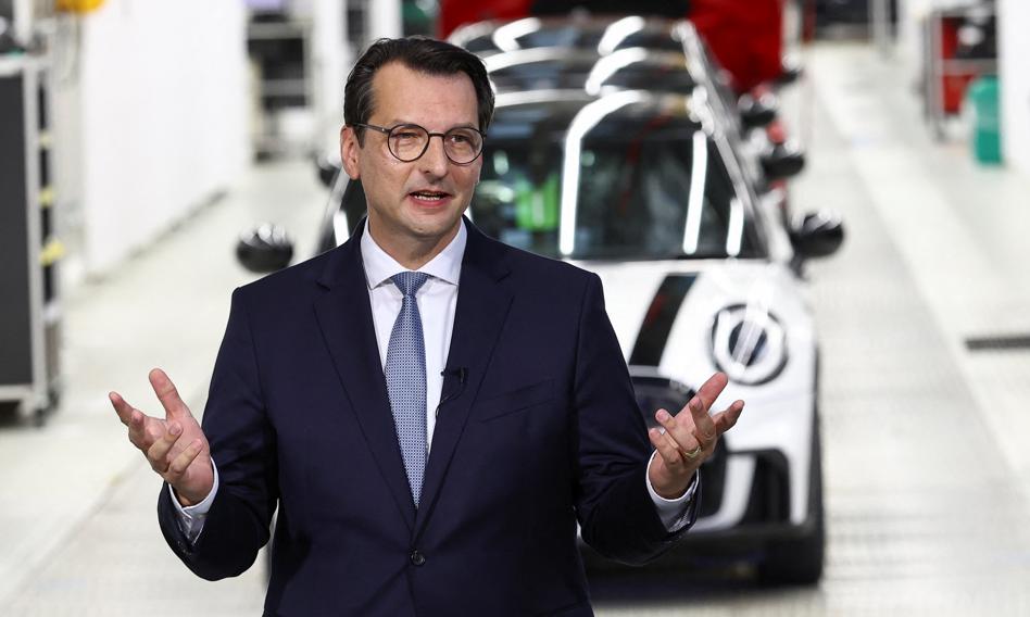 Poleciały głowy w BMW. Wiceprezesi i kadra kierownicza otrzyma wypowiedzenia