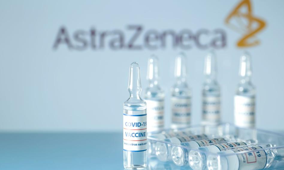 Kolejne kraje zawieszają podawanie szczepionki firmy AstraZeneca. &quot;Polska monitoruje sytuację&quot;
