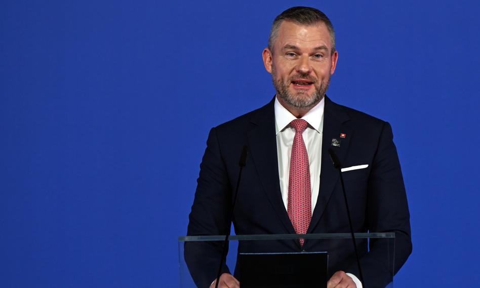 Słowacy krytykują szczyt w Paryżu. Pellegrini: Macron dzieli Europę