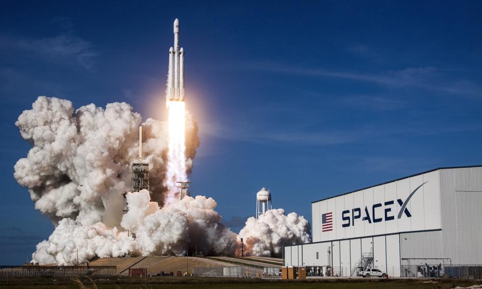 Ponad 160 proc. wzrostu. SpaceX rzuca na kolana analityków i generuje prawie 15 mld dol. przychodu