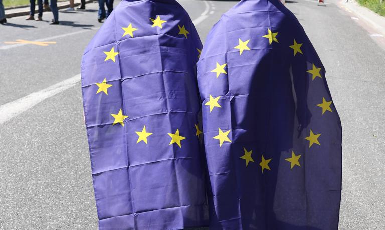 Ja zur EU-Erweiterung, aber Deutschland und Frankreich stellen umstrittene Bedingungen