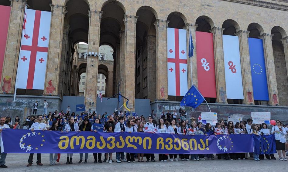 Kolejny protest w Tbilisi przeciwko "rosyjskiej ustawie"
