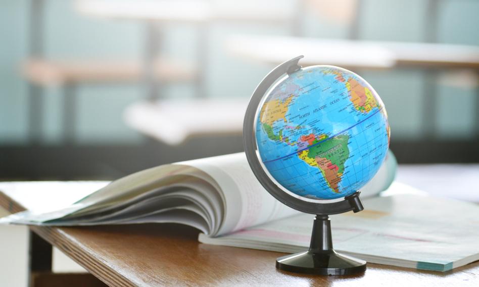 Najpopularniejsze przedmioty na rozszerzenie to angielski, matematyka i geografia