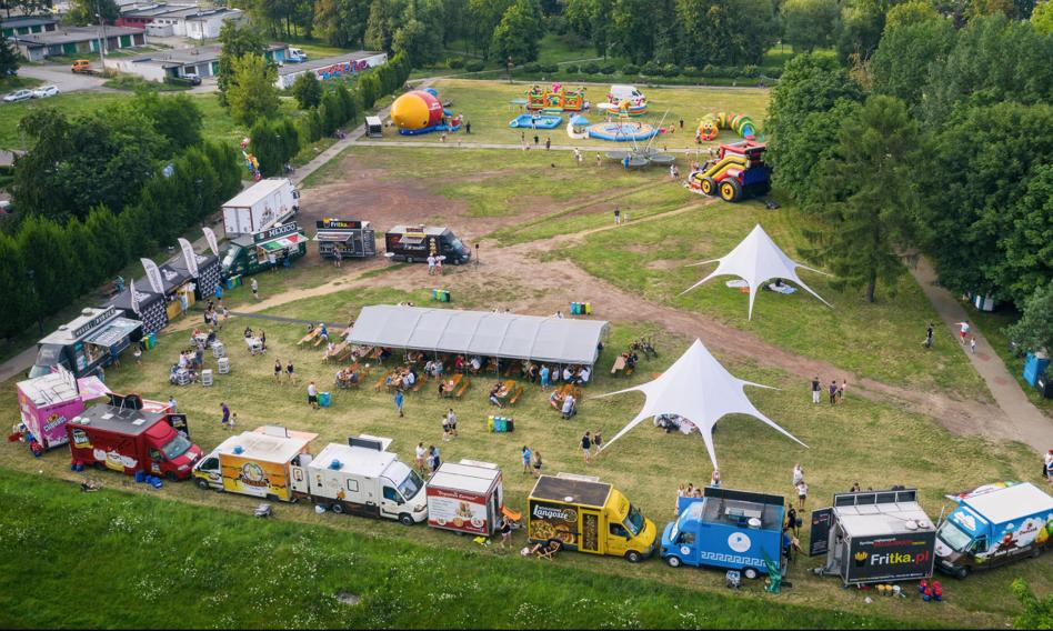 Skontrolowano food trucki. Blisko 70 proc. źle informowała o serwowanej żywności