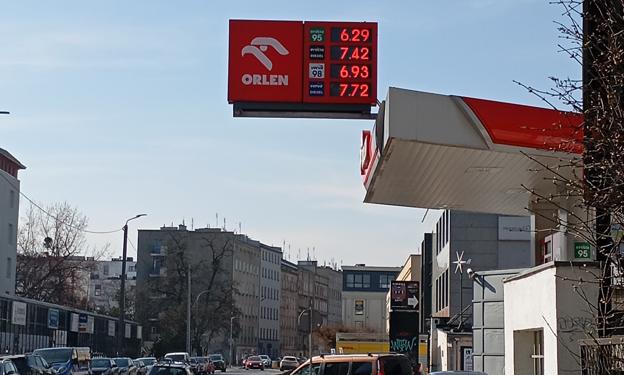 Szok naftowy stał się faktem. Czeka nas powtórka scenariusza sprzed 4 lat