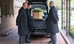 Śmierci nie da się odroczyć, ale opłaty za pogrzeb już tak. Nowa opcja w branży funeralnej