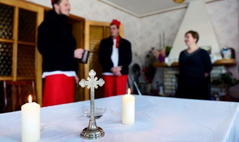 Ofiaromat zamiast koperty z gotówką do ręki. Kolęda wchodzi w XXI wiek