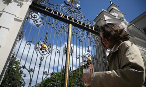 "To krzywdz膮ce". Samorz膮d Student贸w UW odpiera zarzuty o bierno艣膰