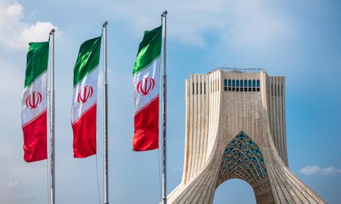 Policja w Iranie zamknęła dziesiątki firm za nieprzestrzeganie postu w Ramadanie