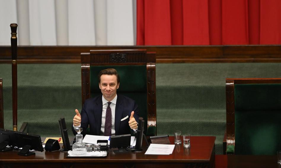 Krzysztof Bosak pozostanie wicemarszałkiem Sejmu. Sejm zdecydował