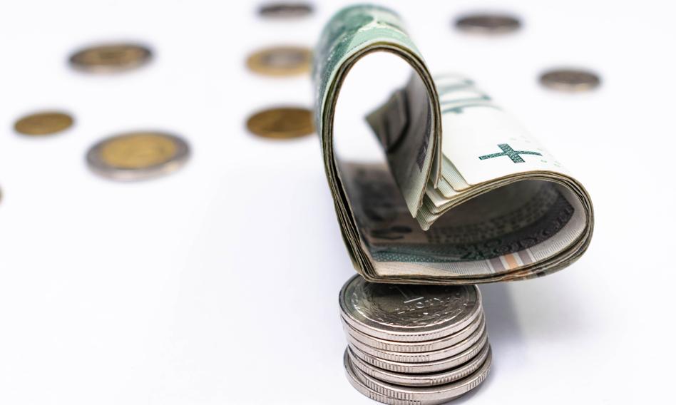 Jest okazja - bank płaci 490 zł za konto. Sprawdzamy, gdzie kryją się haczyki promocji