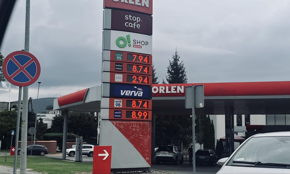 8,75 zł za litr diesla. Tak drogiego paliwa jeszcze nie było