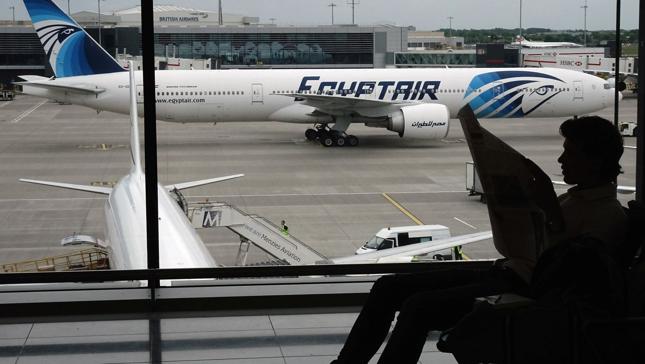 Katastrofa samolotu EgyptAir: znaleziono szczątki wraku