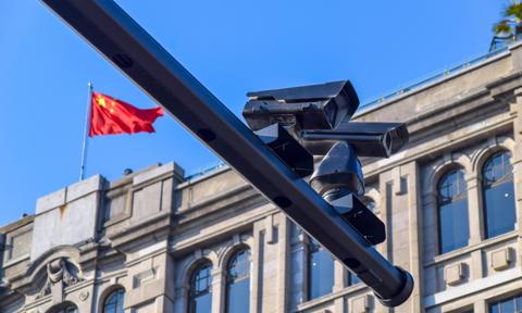 Nowy level chińskiej inwigilacji. Kamery znajdą Cię w kilka sekund i przewidzą przestępstwo