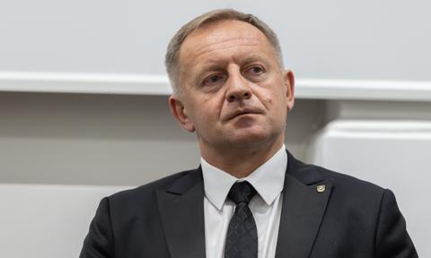 Afera Powodziowa. Prezes Karkonoskiej Agencji Rozwoju Regionalnego traci stanowisko