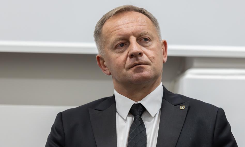 Afera Powodziowa. Prezes Karkonoskiej Agencji Rozwoju Regionalnego traci stanowisko