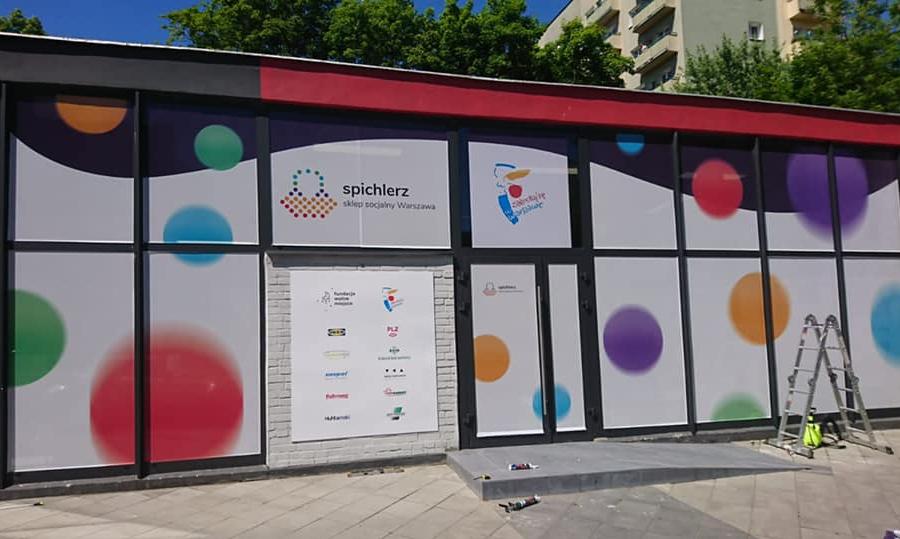 Pierwszy sklep socjalny w Warszawie. Ceny niższe o połowę