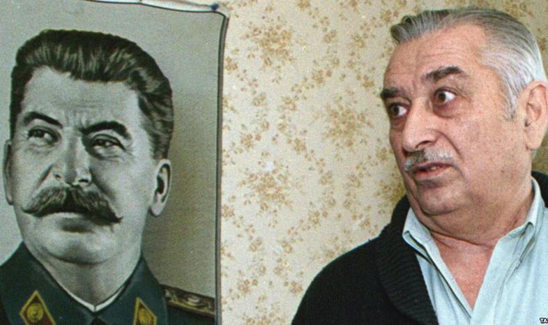 Rosja: zmarł wnuk Stalina - Jewgienij Dżugaszwili