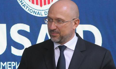Szmyhal: UE przekaże około 1,9 mld euro z rosyjskich aktywów na broń dla Ukrainy