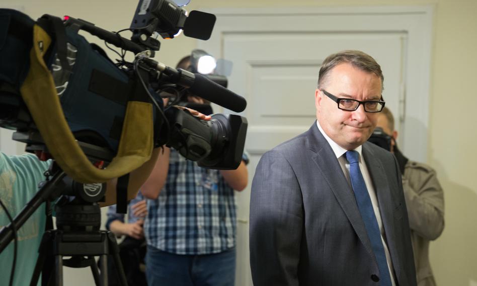 Biernacki: Szmydt ma wiedzę związaną z dostępem do informacji niejawnych; sprzedaje ją naszym wrogom