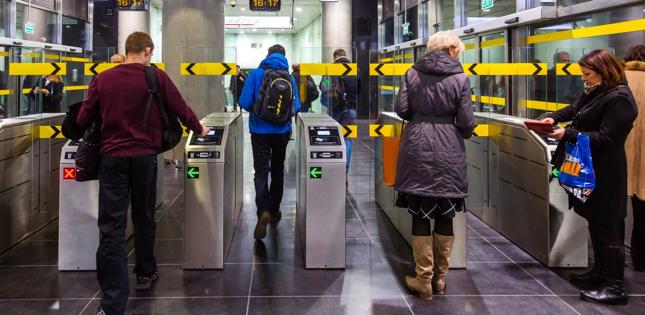 Warszawa zmienia swoje finanse. Chce szybszej rozbudowy metra