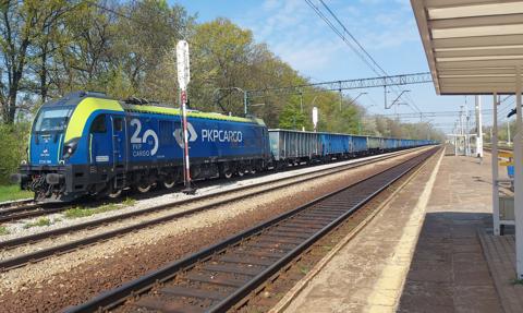 PKP Cargo uzgodniło ze związkami podwyżki wynagrodzeń od 1 I '24; koszt ok. 170 mln zł