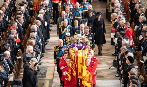 W Wielkiej Brytanii zakończyła się żałoba narodowa po śmierci Elżbiety II